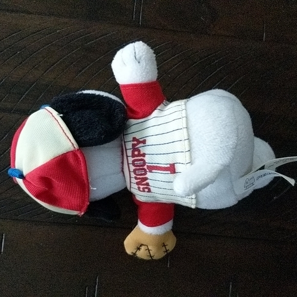 🛍️MetLife Snoopy Plush - Picture 8 of 9